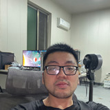 悲伤的胖子